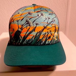 SUNDAY ARTIST SERIES TRUCKER HAT